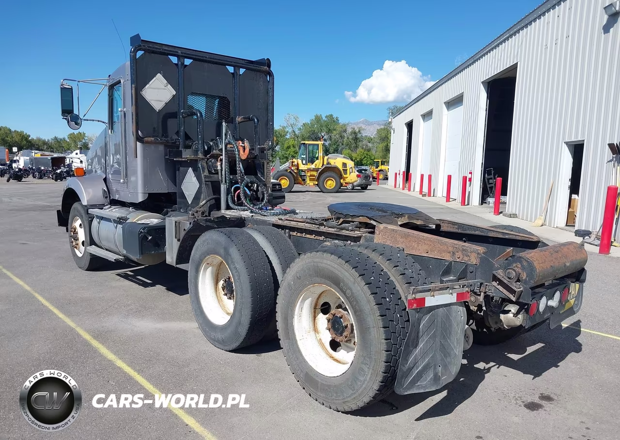 2013 Kenworth Construction T800 VIN:1NKDLP9X1DJ353587 - 3