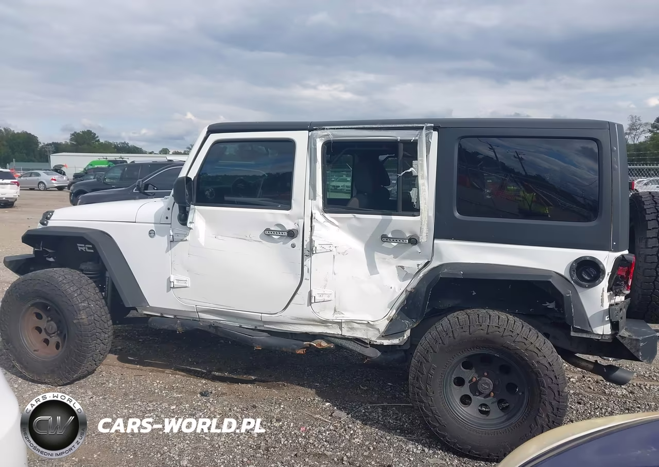 2013 Jeep Wrangler Unlimited Sport VIN:1C4BJWDG8DL690763 - 14