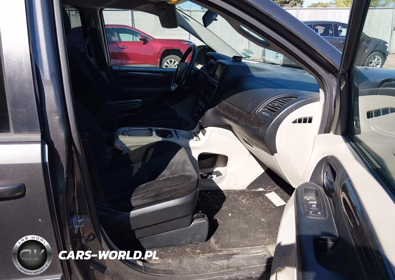 2016 Dodge Grand Caravan Sxt VIN:2C4RDGCG5GR310044 - 5
