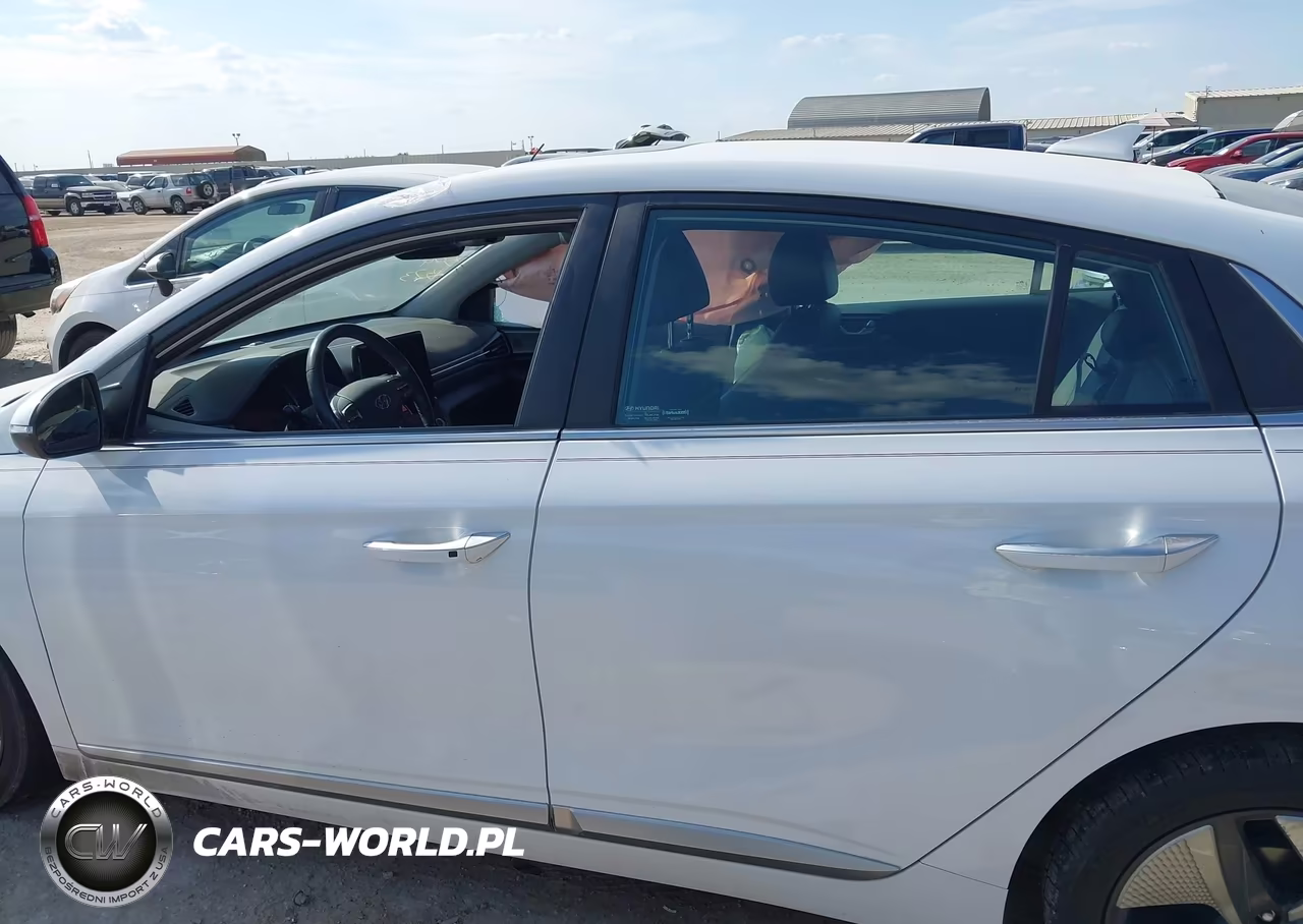 2021 Hyundai Ioniq Hybrid Limited VIN:KMHC05LC0MU255273 - 14