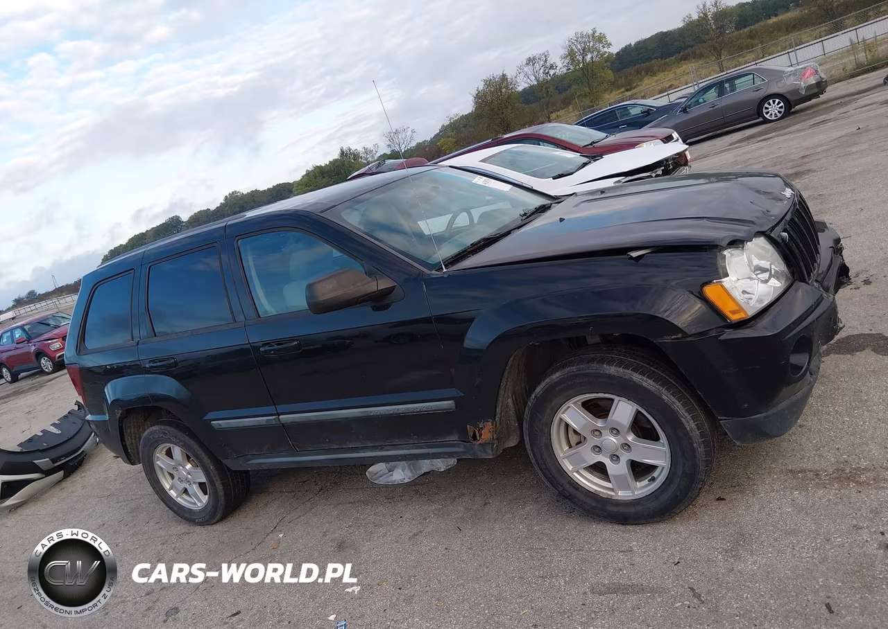 2007 Jeep Grand Cherokee Laredo VIN:1J8GR48K67C649420 - 13