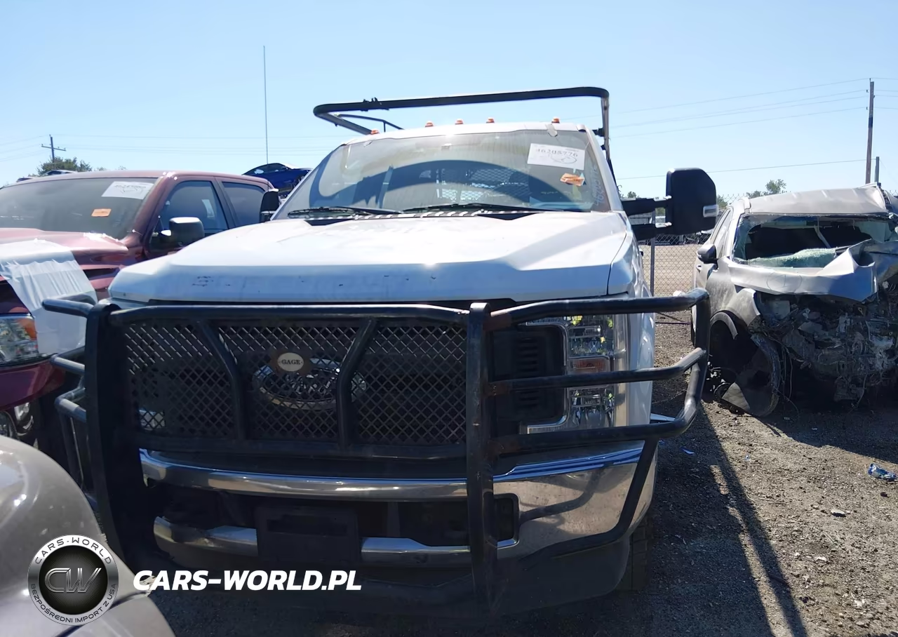 2018 Ford F-250 Xl VIN:1FT7X2B62JEB41826 - 12