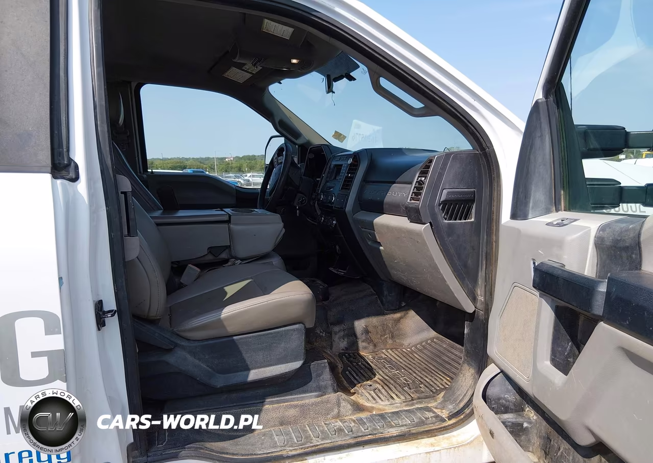 2018 Ford F-250 Xl VIN:1FT7X2B62JEB41826 - 5