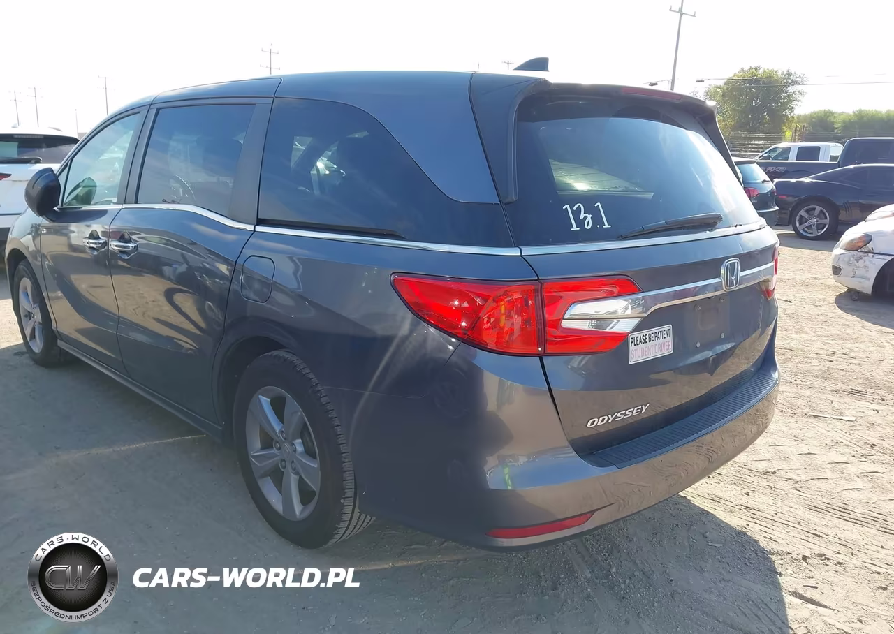2018 Honda Odyssey Ex VIN:5FNRL6H56JB061955 - 3