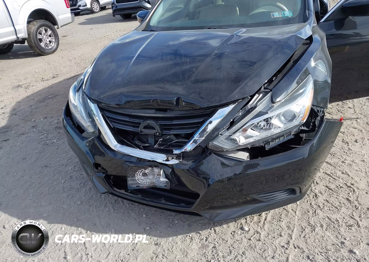 2017 Nissan Altima 2.5 S VIN:1N4AL3AP6HN355431 - 6