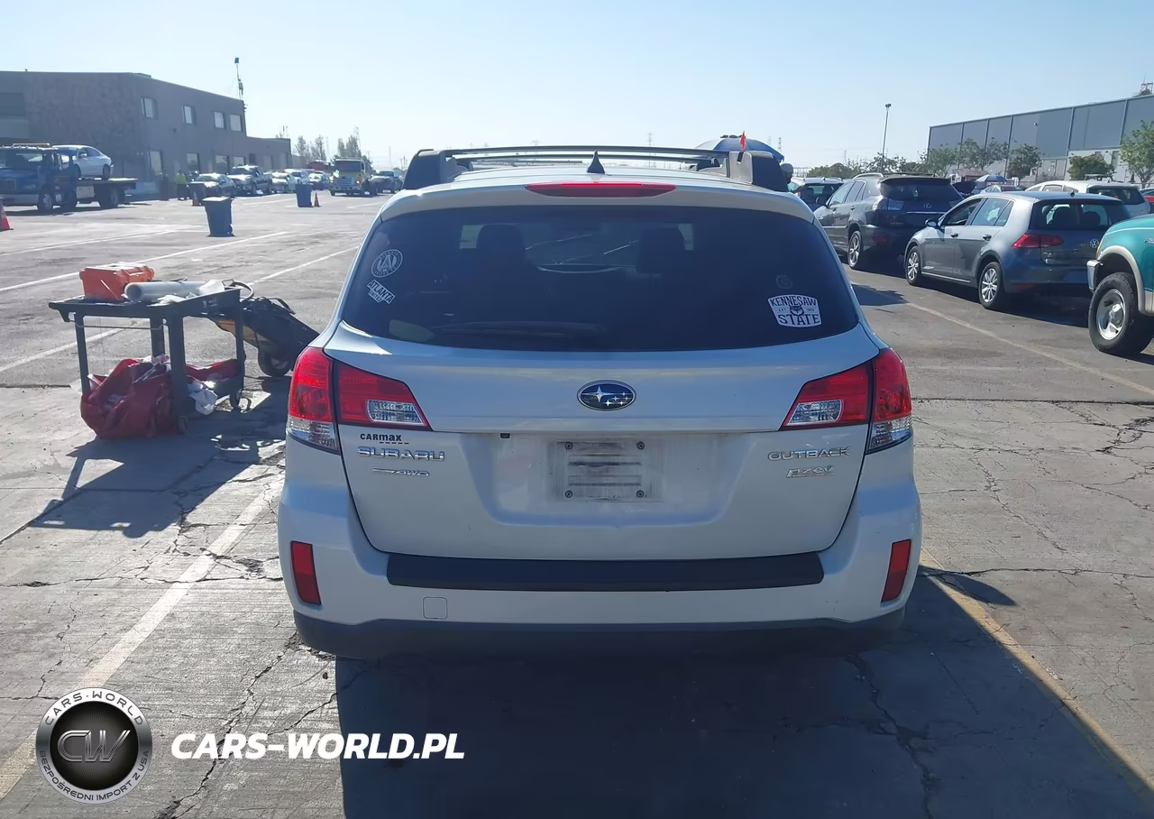 2014 Subaru Outback 2.5I Limited VIN:4S4BRBPC6E3256252 - 17
