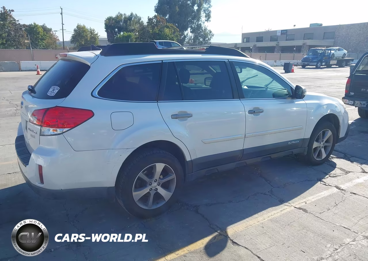 2014 Subaru Outback 2.5I Limited VIN:4S4BRBPC6E3256252 - 4