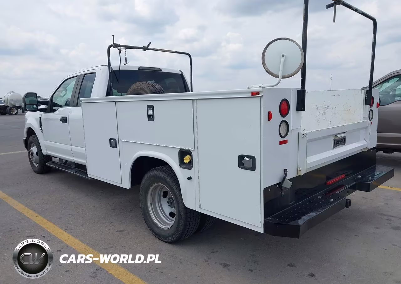 2019 Ford F-350 Chasis Xl VIN:1FD8X3G66KEC15927 - 3