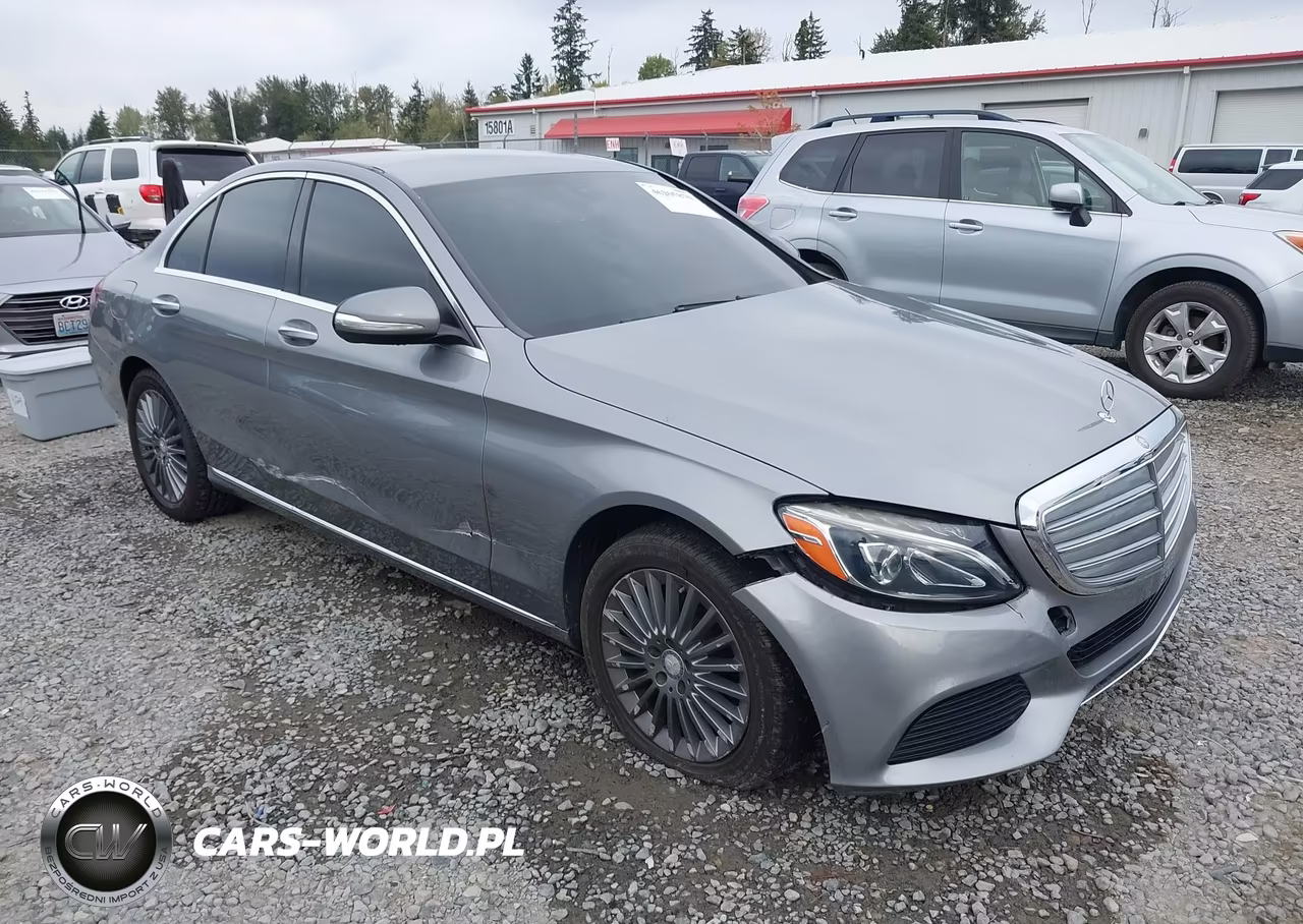 2015 Mercedes-Benz C 300 4Matic