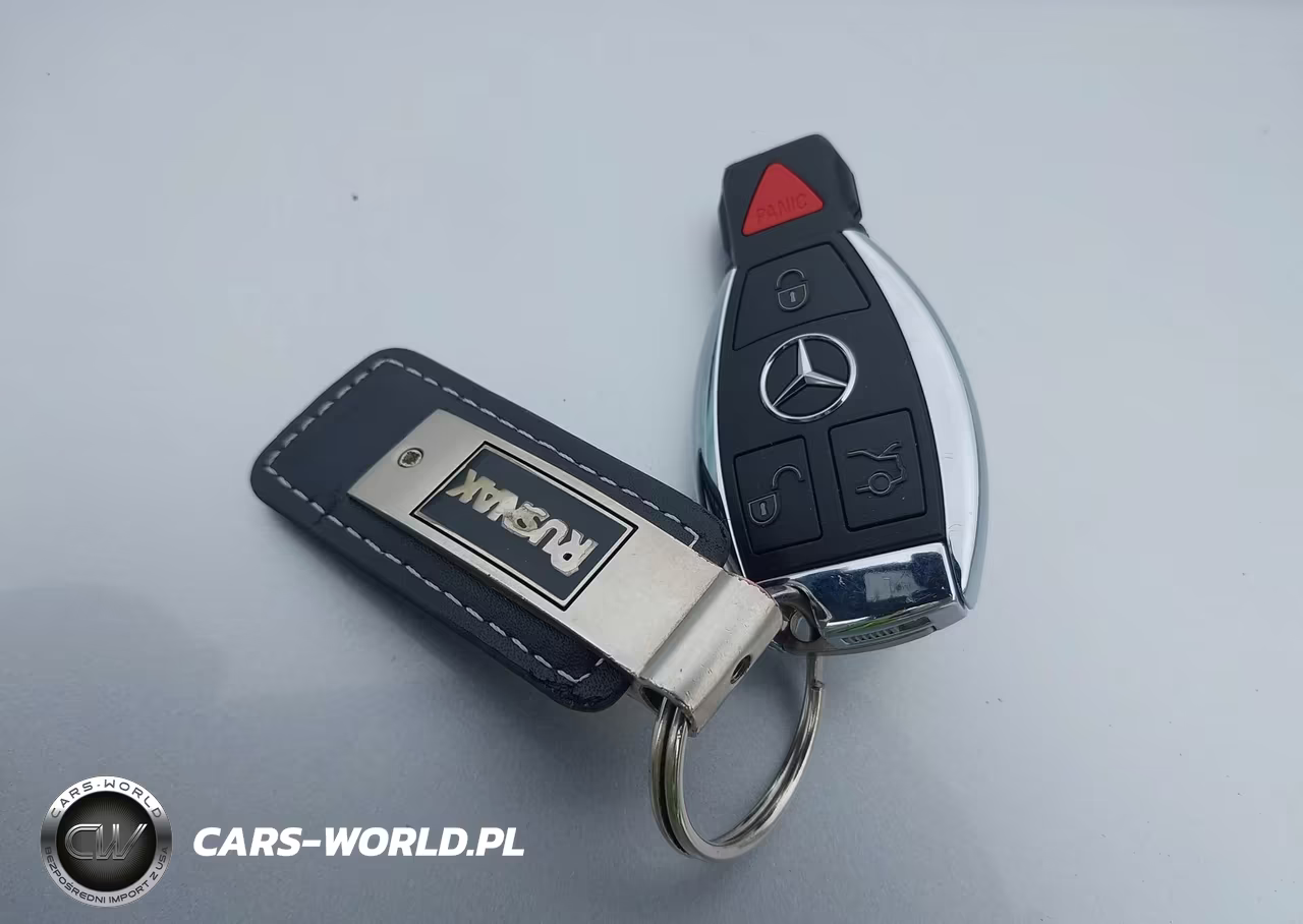 2015 Mercedes-Benz C 300 4Matic VIN:55SWF4KB2FU020029 - 11