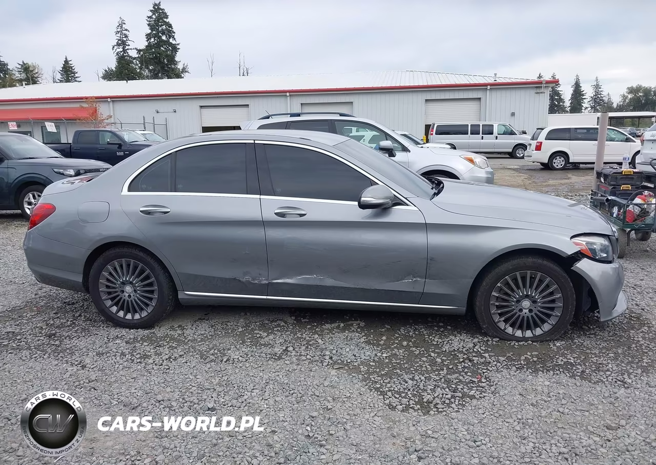 2015 Mercedes-Benz C 300 4Matic VIN:55SWF4KB2FU020029 - 13