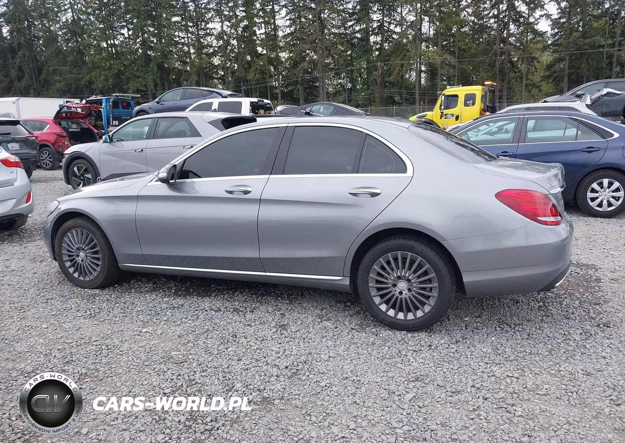 2015 Mercedes-Benz C 300 4Matic VIN:55SWF4KB2FU020029 - 14
