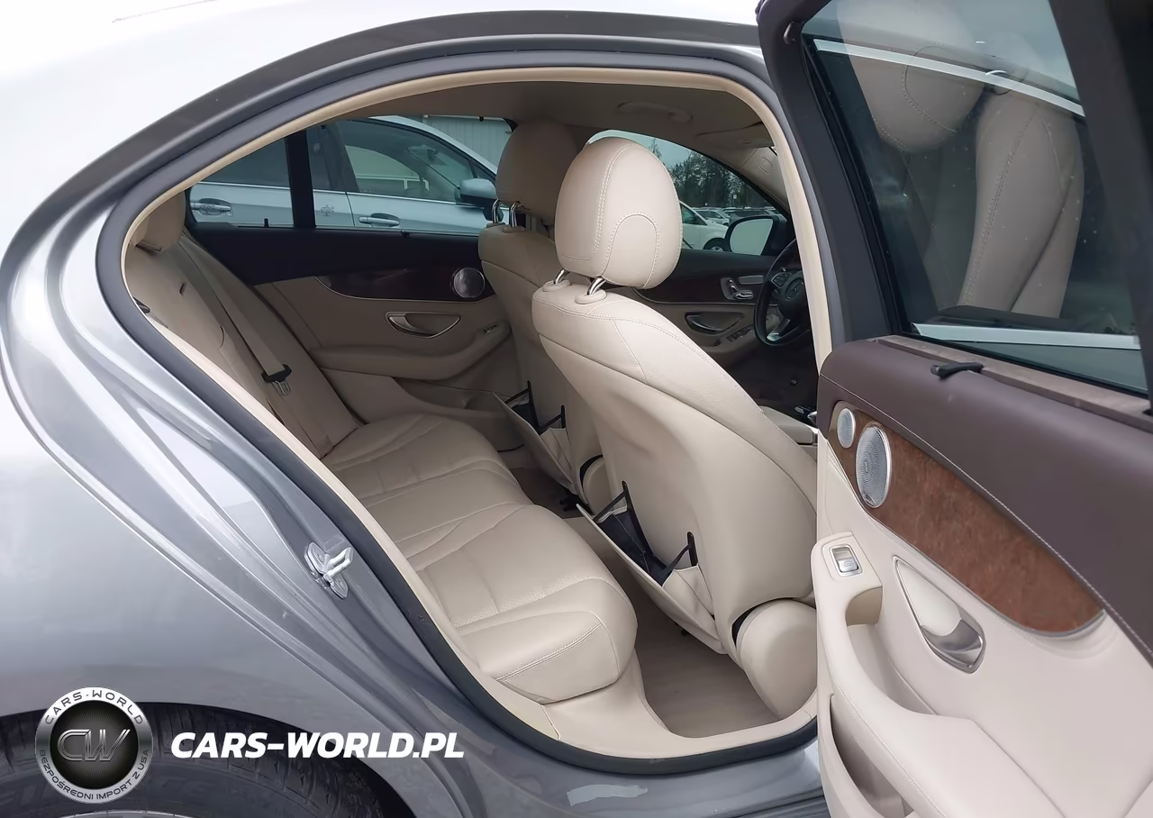 2015 Mercedes-Benz C 300 4Matic VIN:55SWF4KB2FU020029 - 18