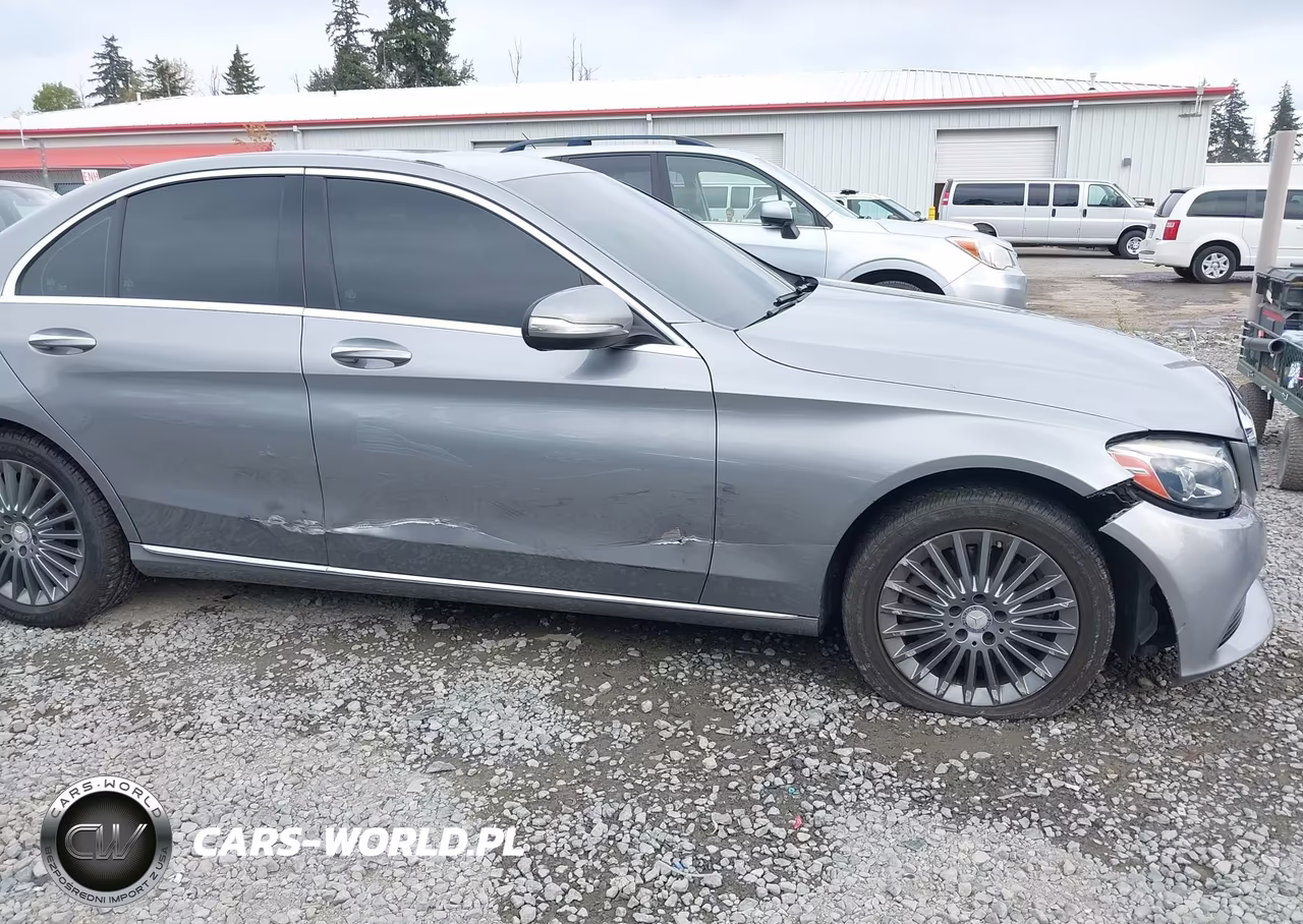 2015 Mercedes-Benz C 300 4Matic VIN:55SWF4KB2FU020029 - 6