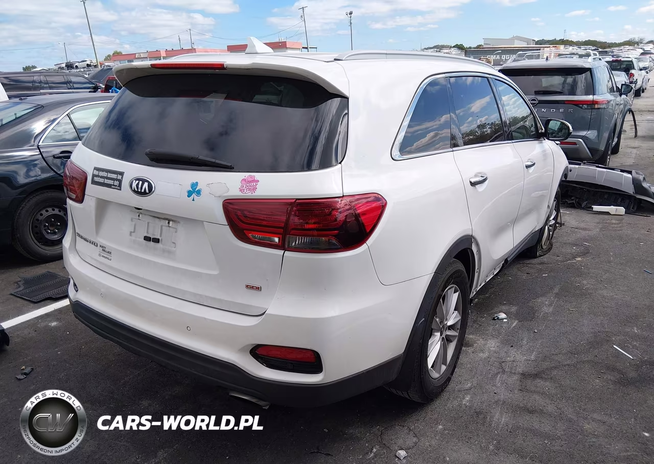 2019 Kia Sorento 2.4L Lx VIN:5XYPG4A34KG541897 - 4