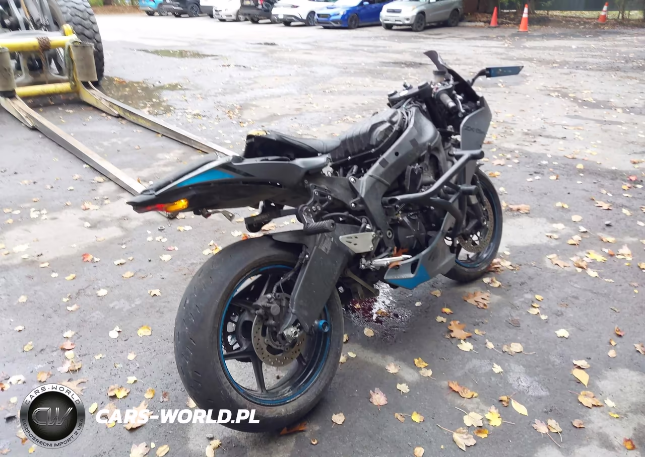 2025 Kawasaki Zx636 K VIN:JKBZXJJ14SA023977 - 4