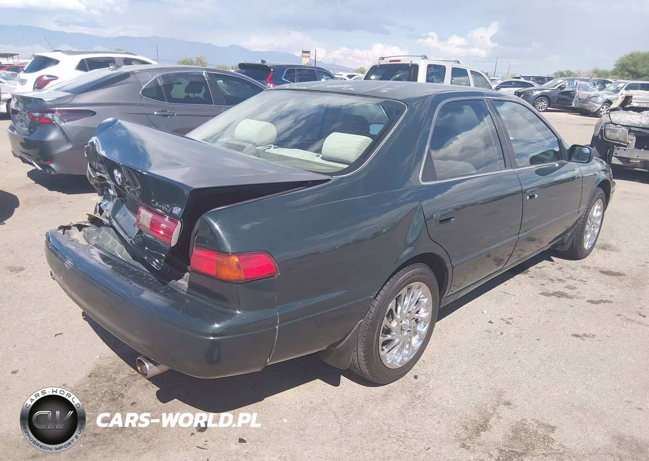 1999 Toyota Camry Le VIN:4T1BG22K7XU912976 - 4