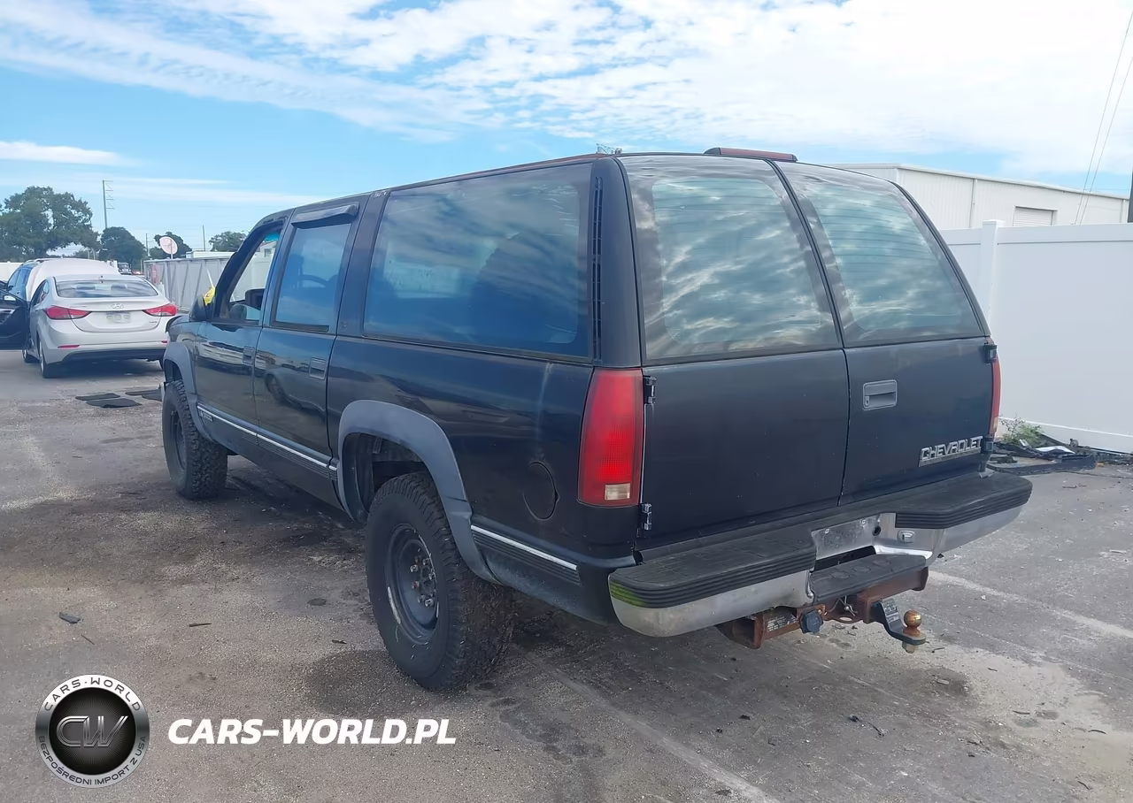 1994 Chevrolet Suburban K2500 VIN:1GNGK26K7RJ406479 - 3