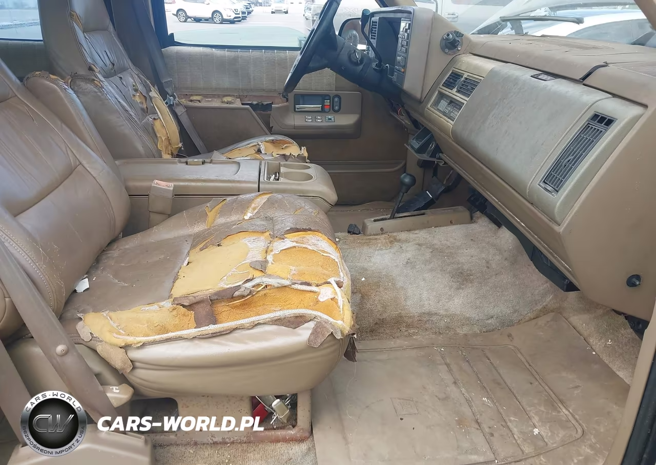 1994 Chevrolet Suburban K2500 VIN:1GNGK26K7RJ406479 - 5