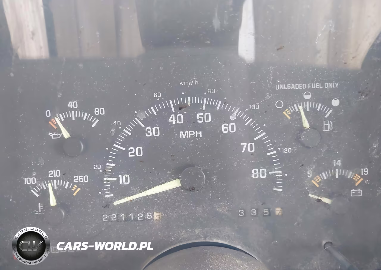 1994 Chevrolet Suburban K2500 VIN:1GNGK26K7RJ406479 - 7