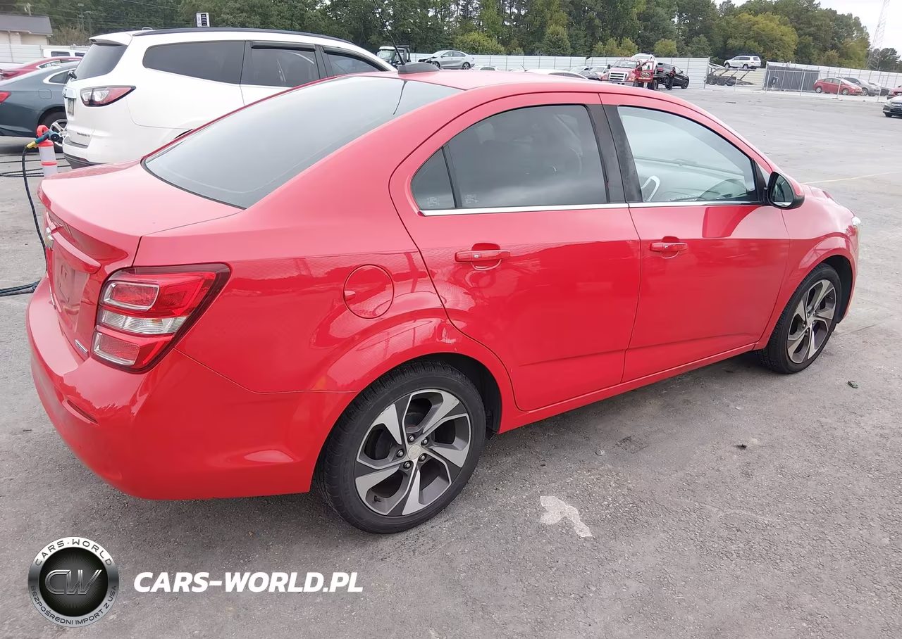 2017 Chevrolet Sonic Premier Auto VIN:1G1JF5SB6H4120736 - 4