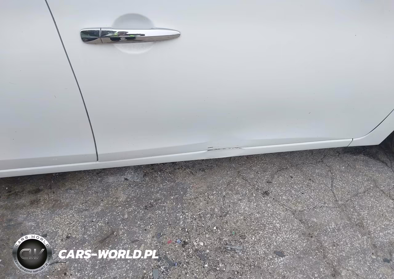 2017 Nissan Sentra S VIN:3N1AB7AP1HL636673 - 12