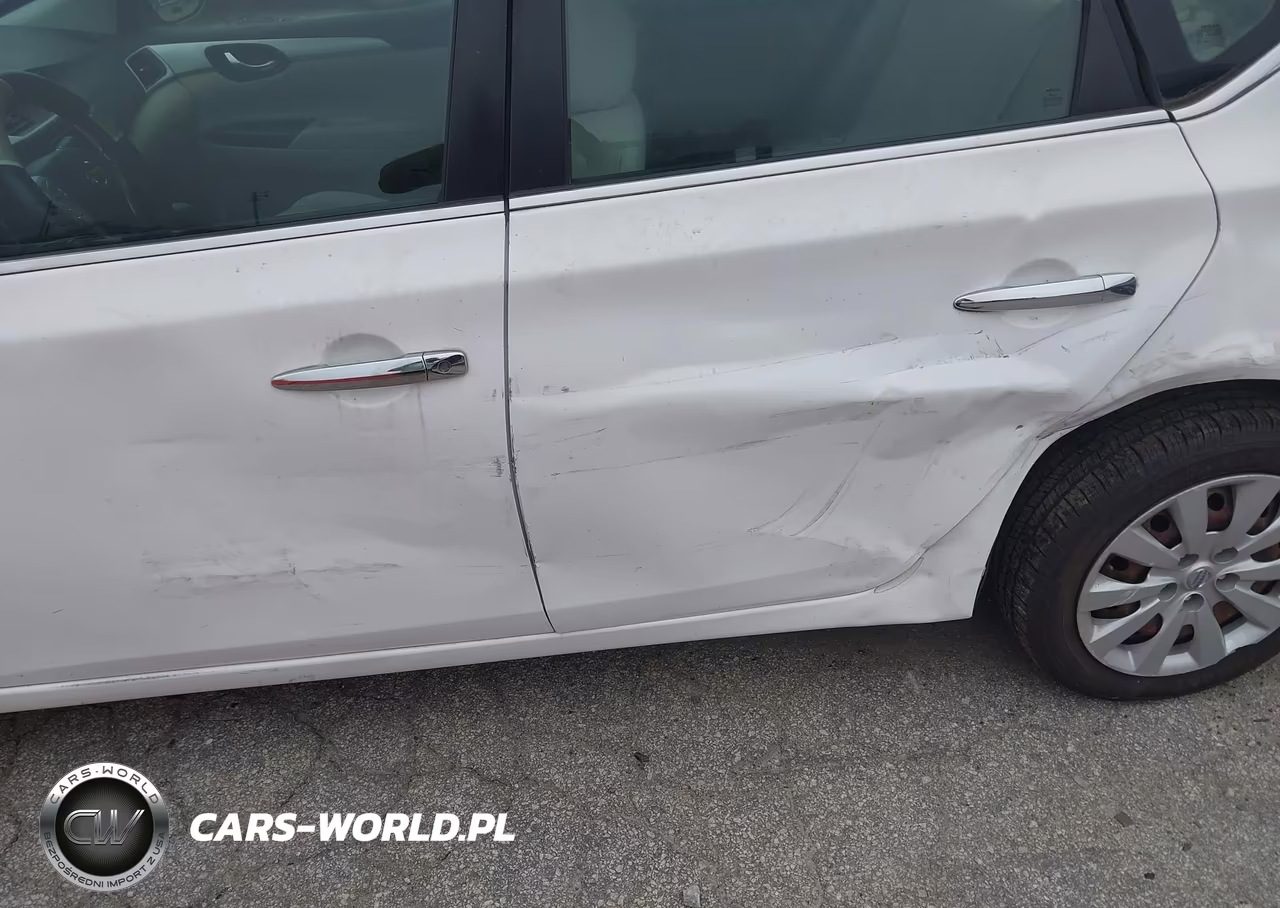 2017 Nissan Sentra S VIN:3N1AB7AP1HL636673 - 6