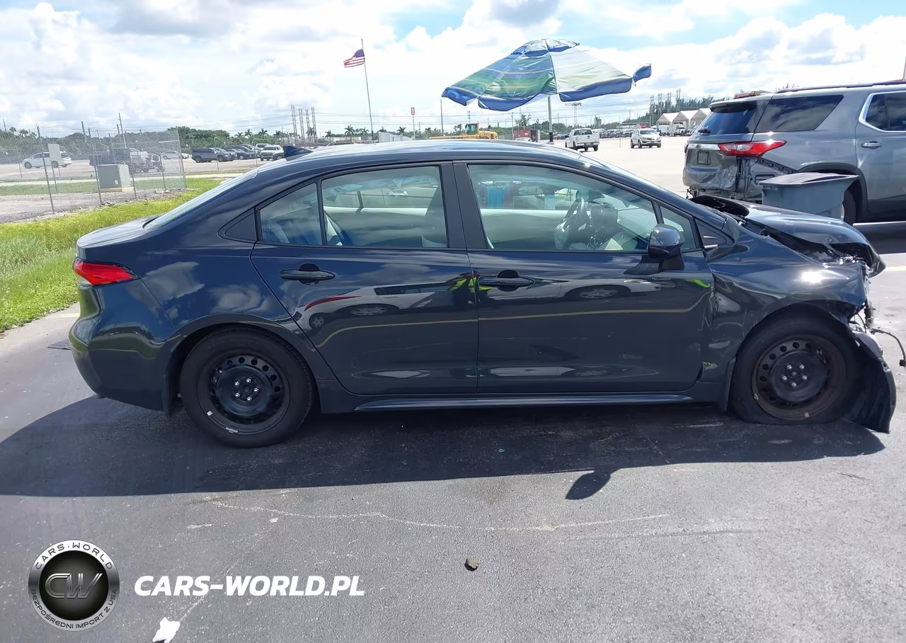 2026 Toyota Corolla Le VIN:5YFB4MDE3TP473654 - 13