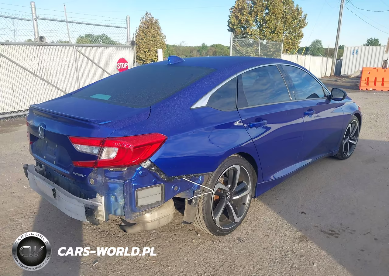 2018 Honda Accord Sport VIN:1HGCV1F31JA193861 - 4