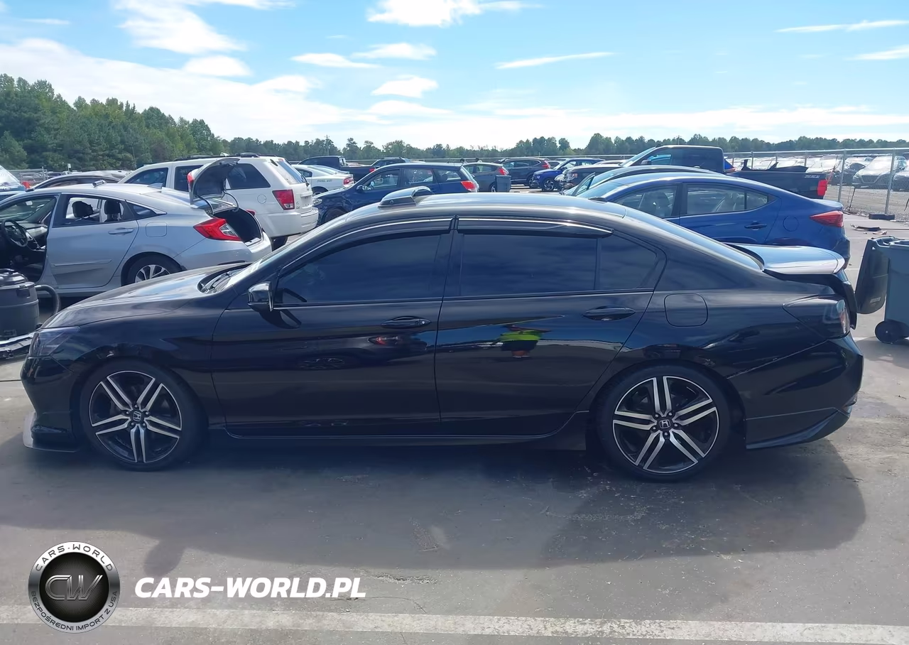 2017 Honda Accord Touring V6 VIN:1HGCR3F94HA039532 - 14