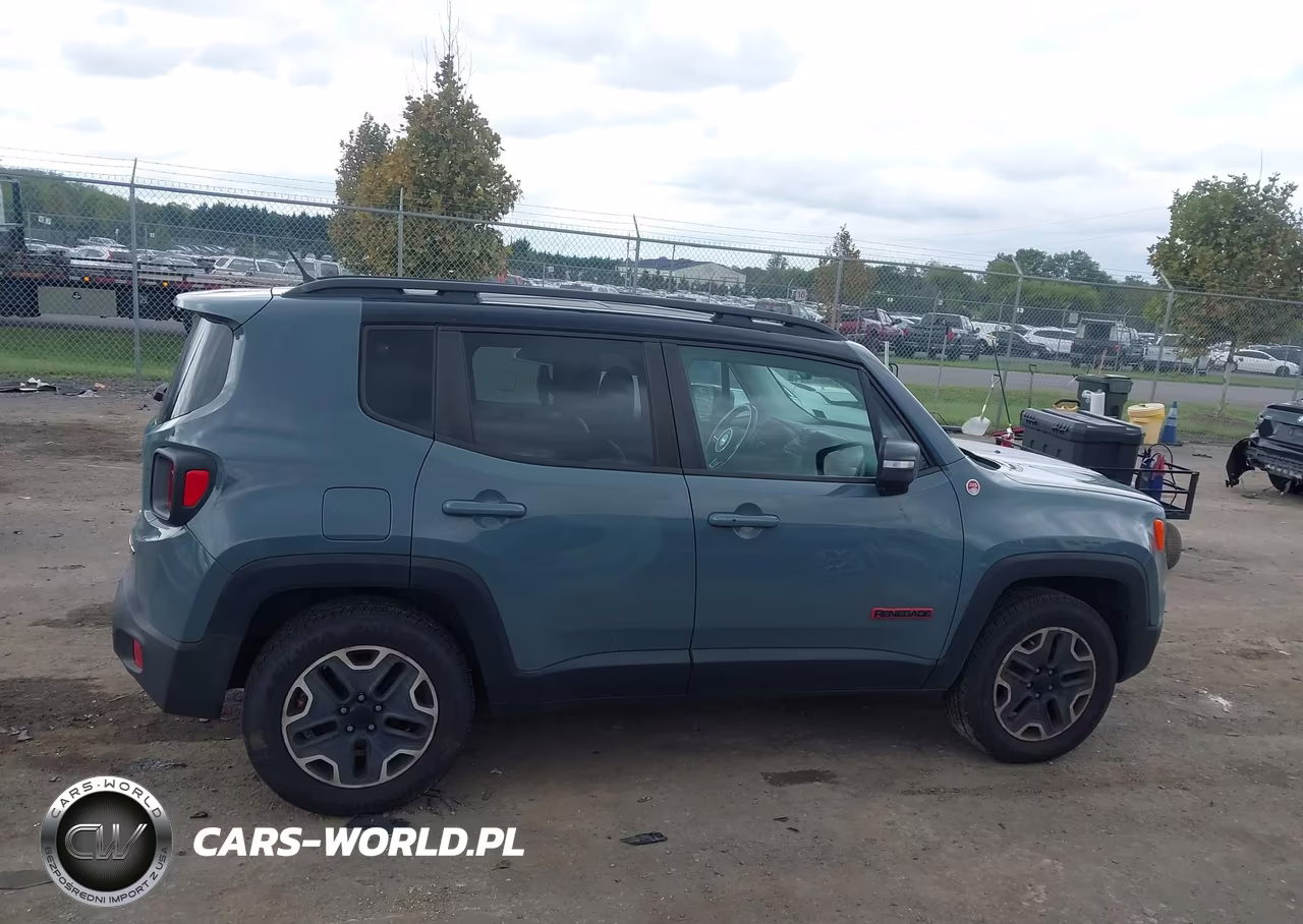 2017 Jeep Renegade Trailhawk 4X4 VIN:ZACCJBCB6HPF48870 - 13