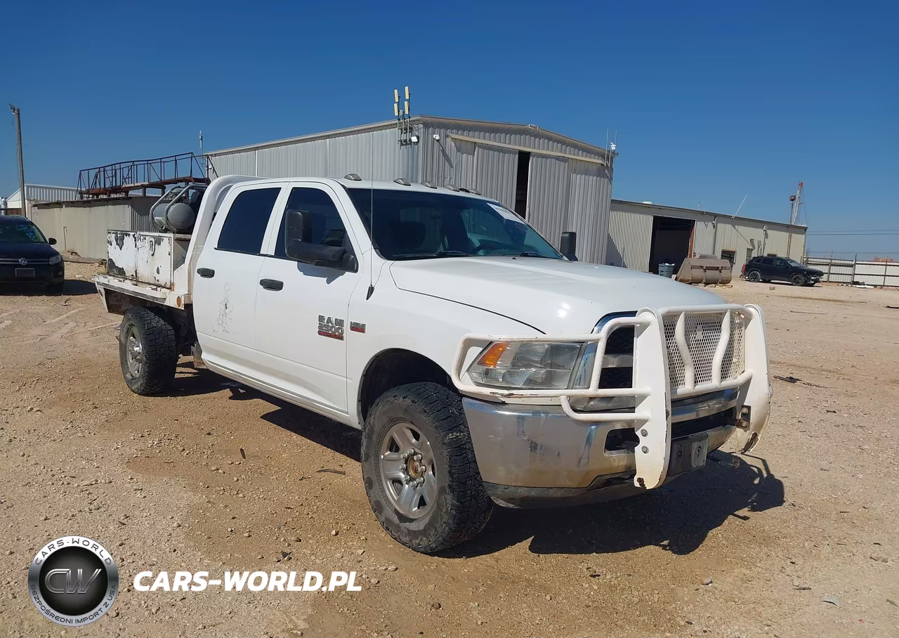 2018 Ram 2500 Tradesman 4X4 8' Box VIN:3C6UR5HJ2JG307515 - 1