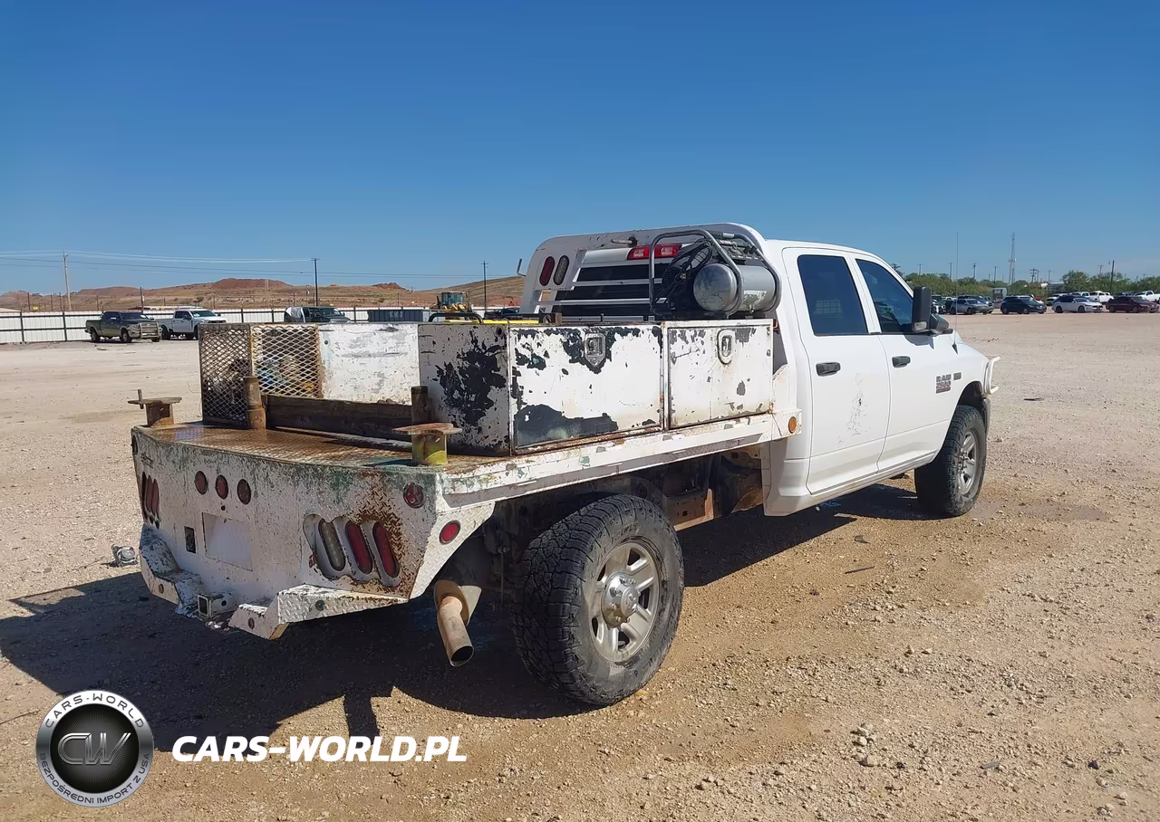 2018 Ram 2500 Tradesman 4X4 8' Box VIN:3C6UR5HJ2JG307515 - 4