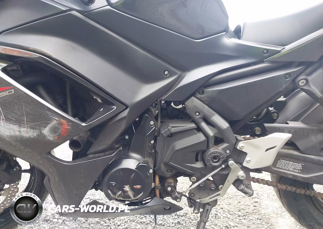 2026 Kawasaki Ex650 R VIN:ML5EXER12TDAG8140 - 9