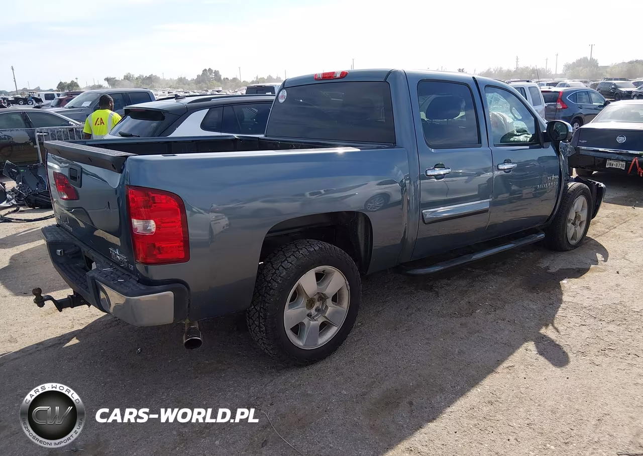 2011 Chevrolet Silverado 1500 Lt VIN:3GCPCSE03BG381304 - 4