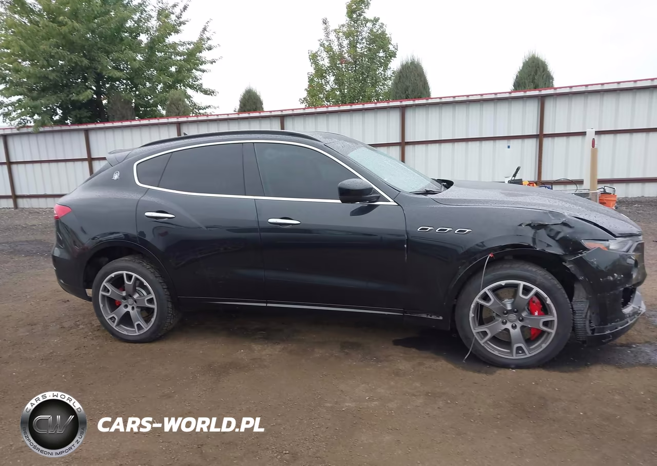 2017 Maserati Levante S VIN:ZN661YUS0HX230611 - 13
