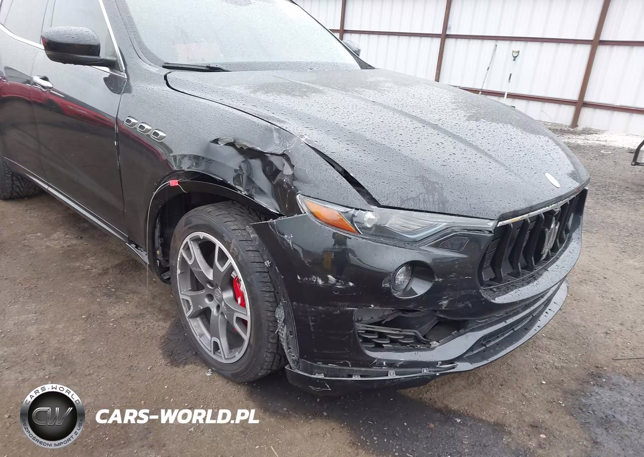 2017 Maserati Levante S VIN:ZN661YUS0HX230611 - 6