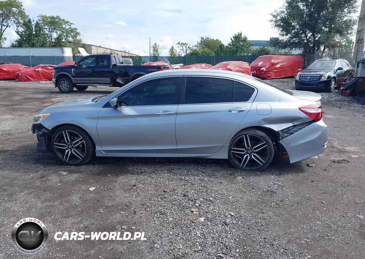 2017 Honda Accord Sport VIN:1HGCR2F53HA010367 - 14