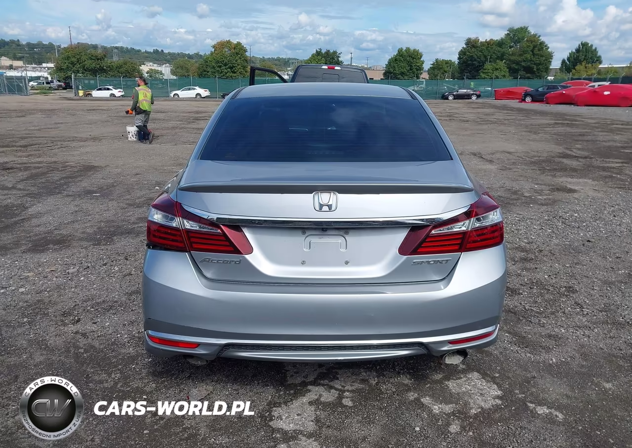 2017 Honda Accord Sport VIN:1HGCR2F53HA010367 - 16