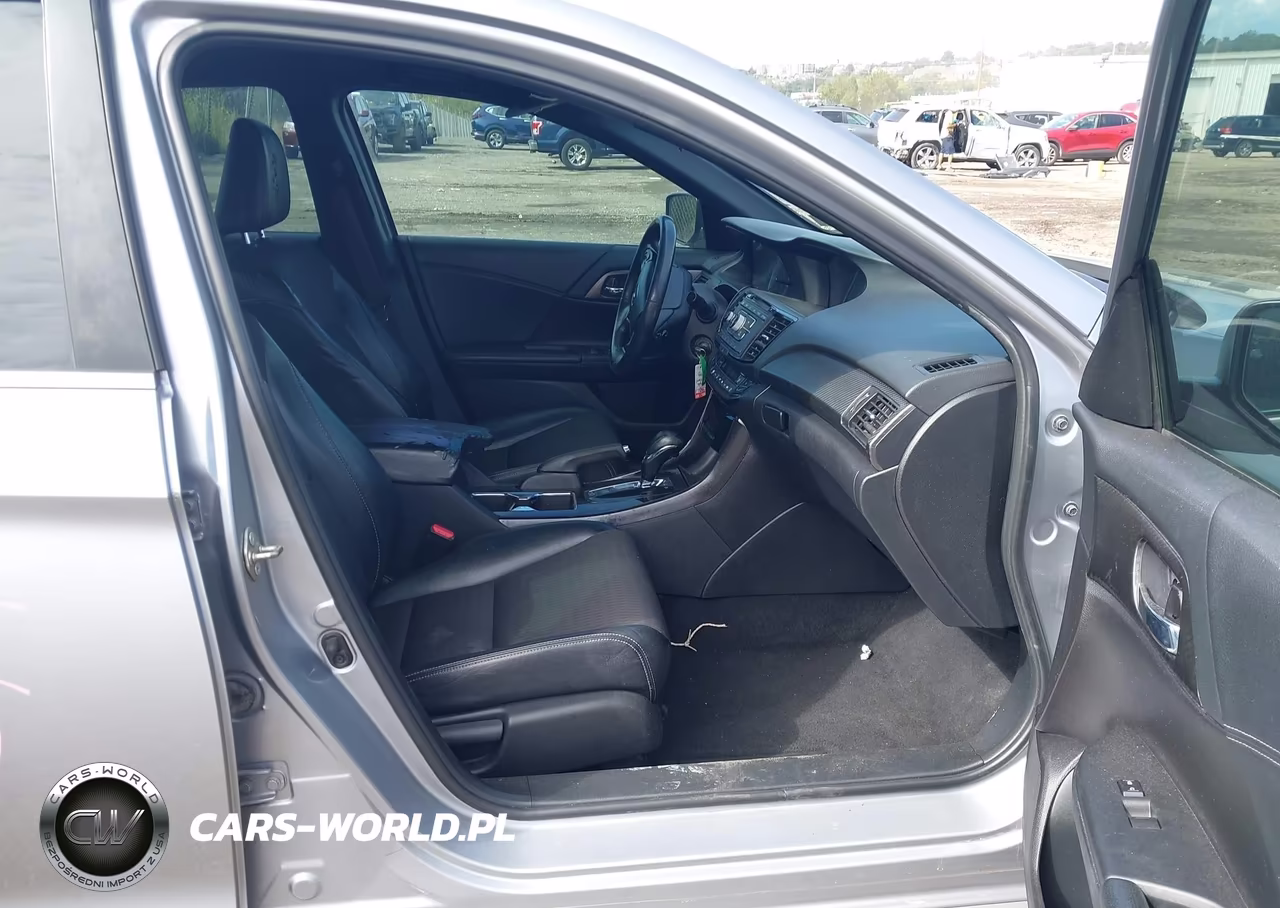 2017 Honda Accord Sport VIN:1HGCR2F53HA010367 - 5
