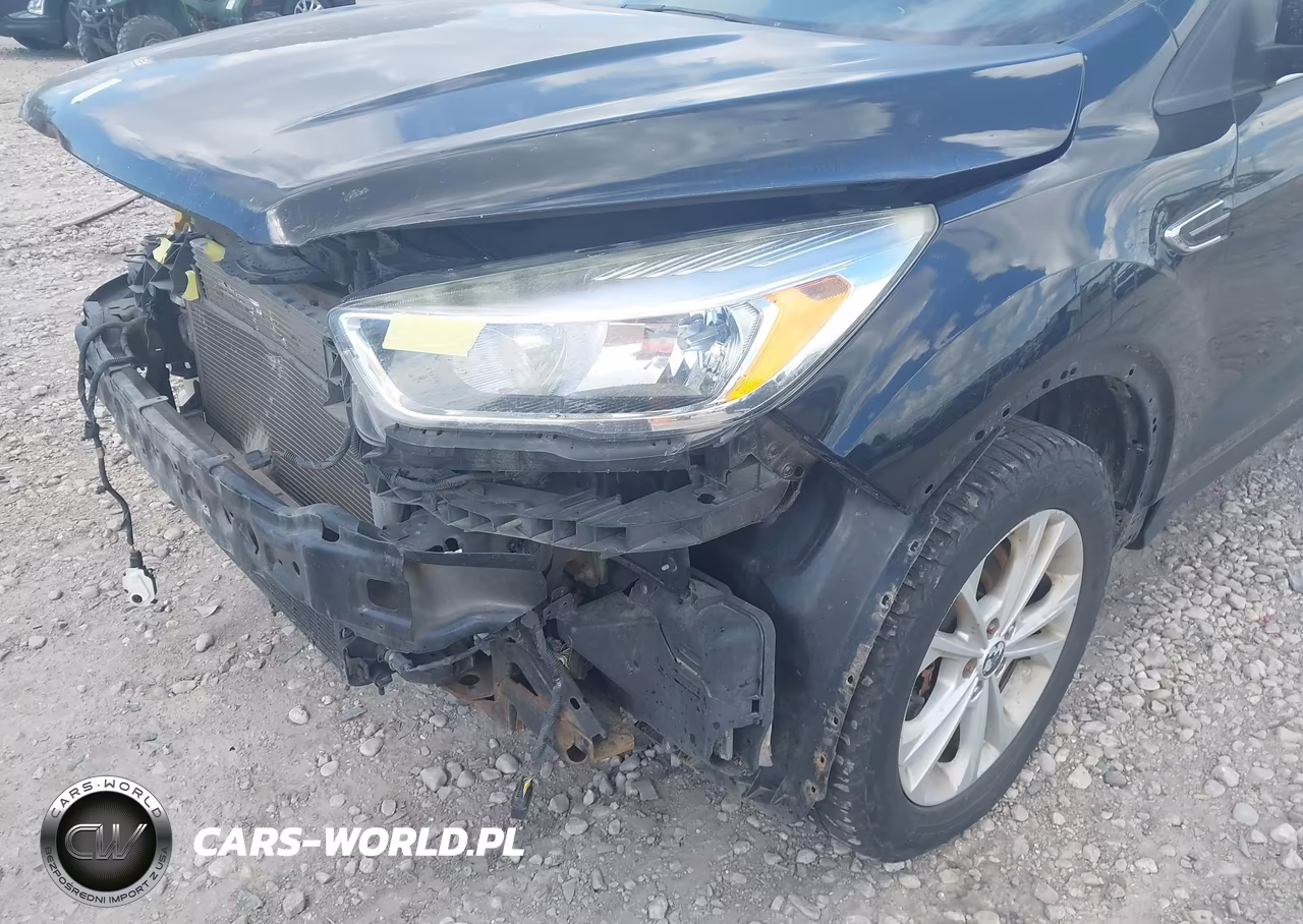 2017 Ford Escape Se VIN:1FMCU9GD3HUE39336 - 14