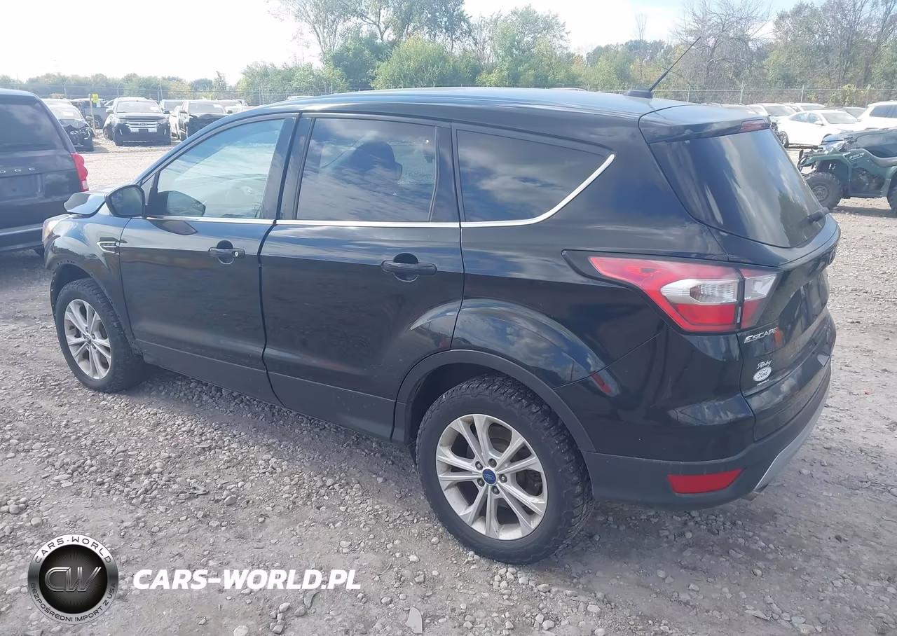 2017 Ford Escape Se VIN:1FMCU9GD3HUE39336 - 3