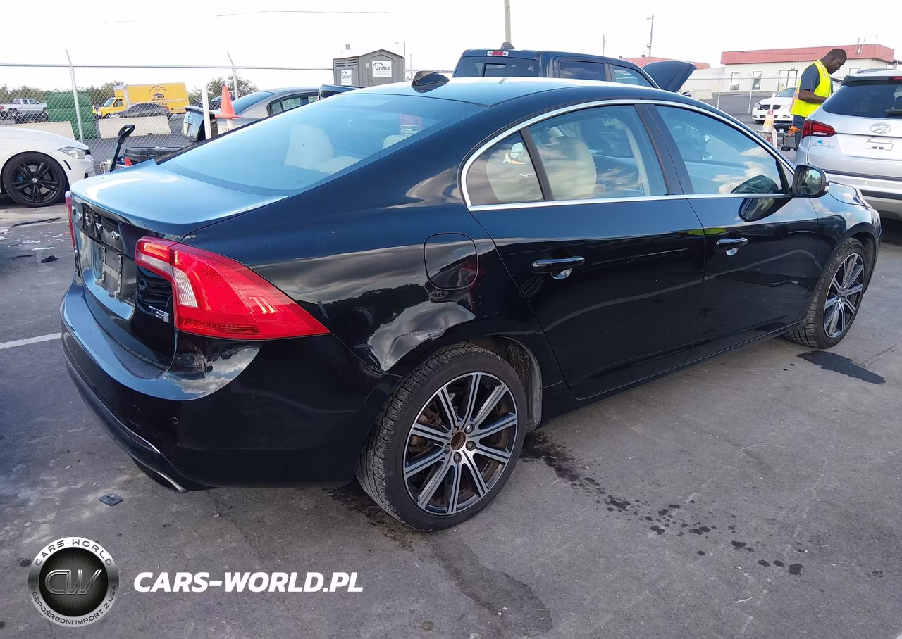 2018 Volvo S60 Inscription T5 VIN:LYV402HK2JB172361 - 4