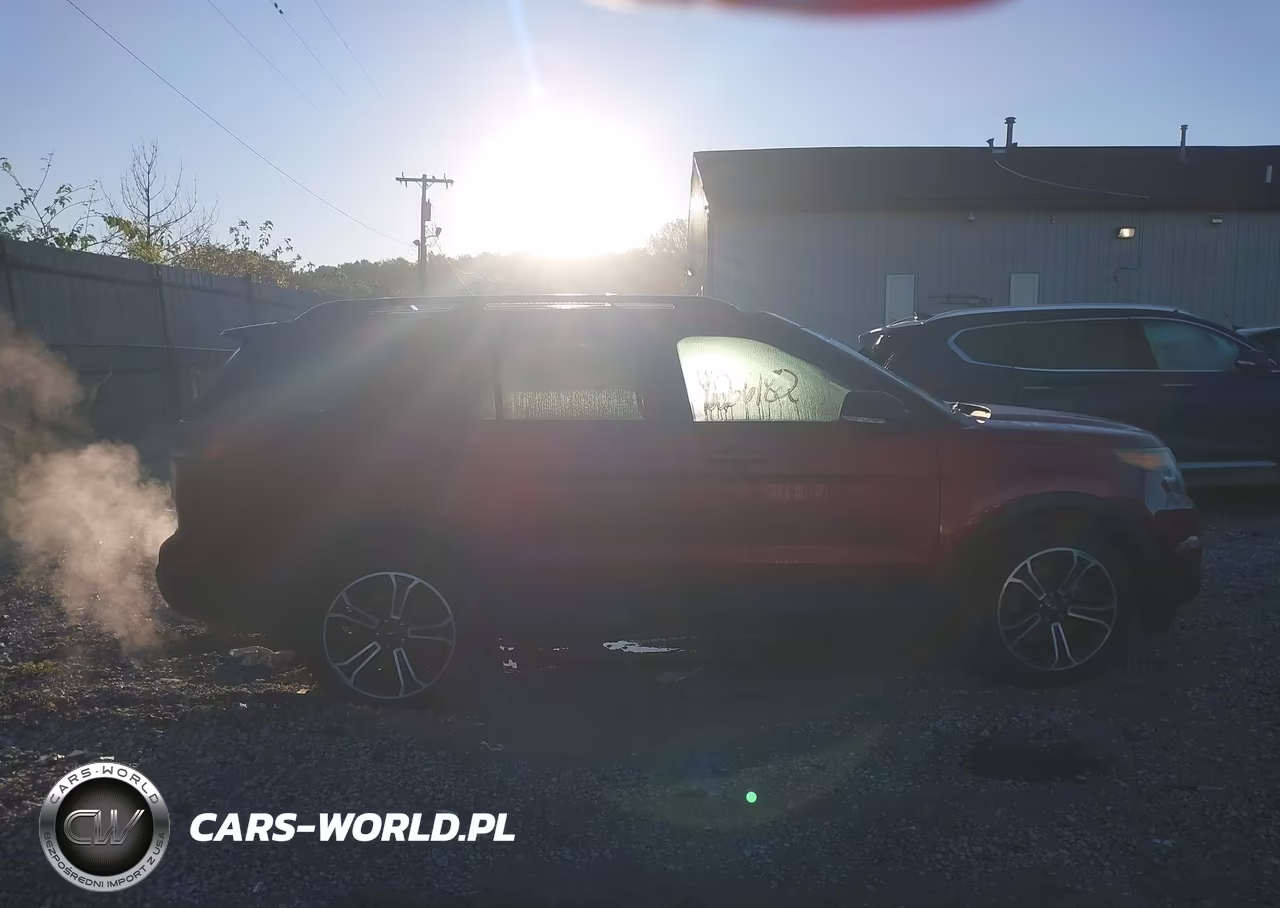 2015 Ford Explorer Sport VIN:1FM5K8GT9FGB90102 - 13