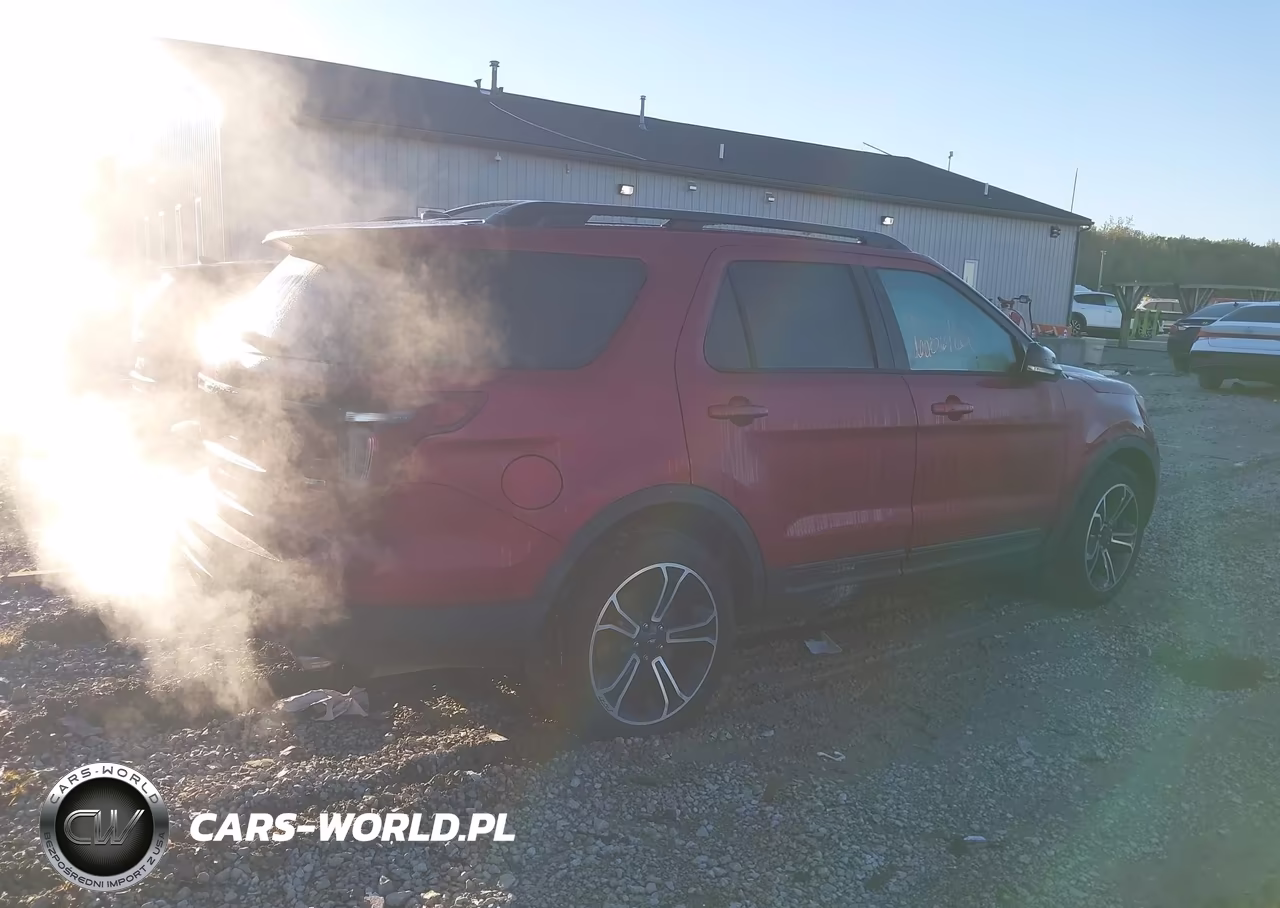 2015 Ford Explorer Sport VIN:1FM5K8GT9FGB90102 - 4