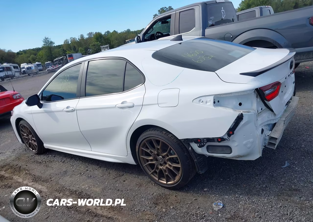 2024 Toyota Camry Hybrid Se Nightshade VIN:4T1G31AK2RU060133 - 15
