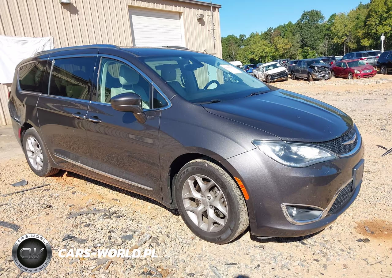 2018 Chrysler Pacifica Touring L