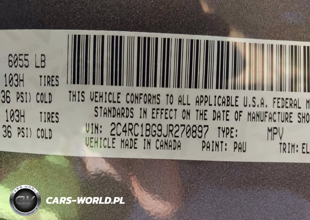 2018 Chrysler Pacifica Touring L VIN:2C4RC1BG9JR270897 - 9