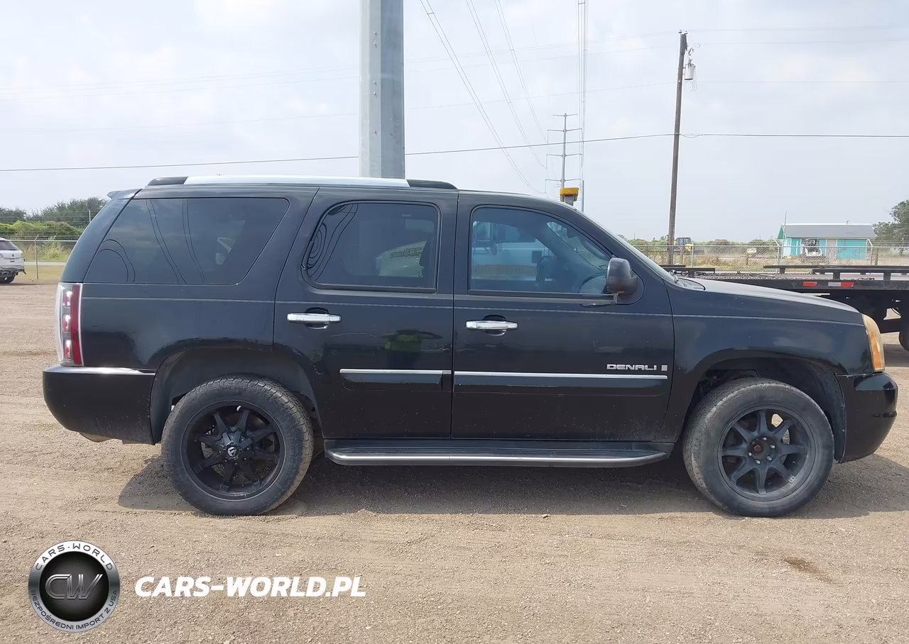 2007 GMC Yukon Denali VIN:1GKFK63817J164343 - 13