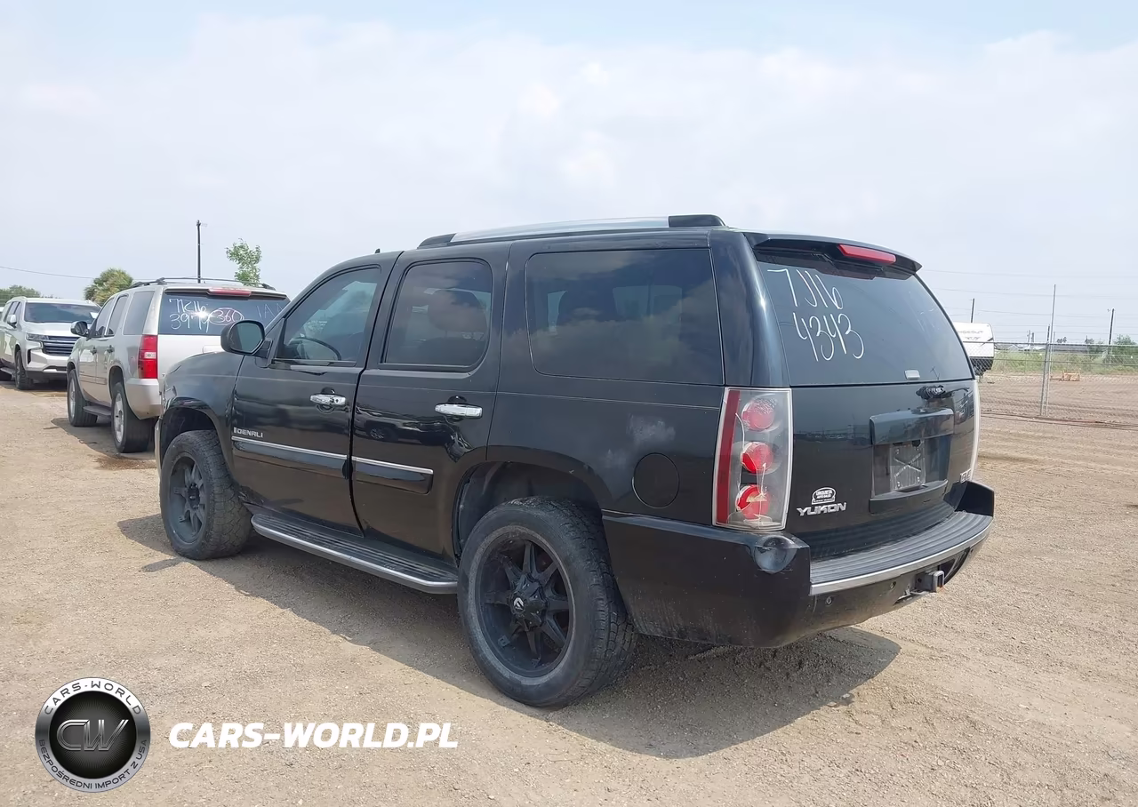 2007 GMC Yukon Denali VIN:1GKFK63817J164343 - 3